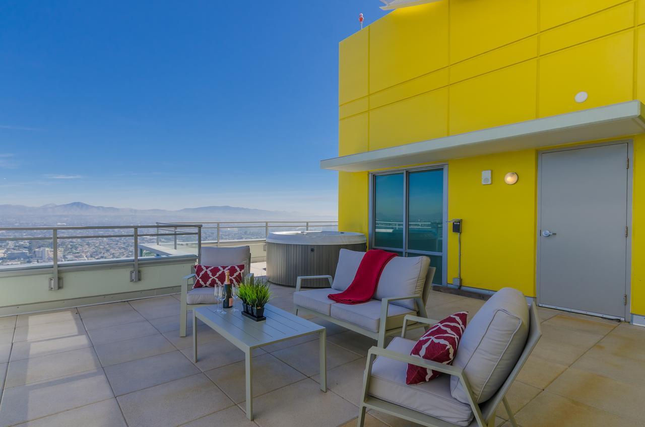 Downtown 3500sqft Penthouse With Private Rooftop Jacuzzi Apartment